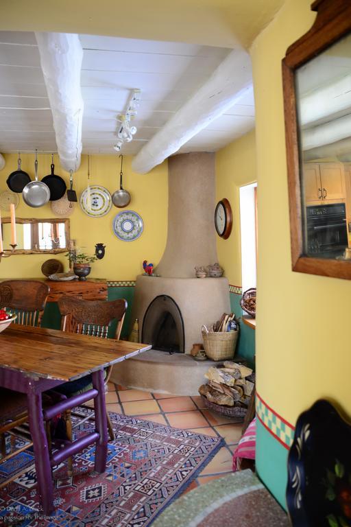 Casa Gallina - An Artisan Inn 陶斯 客房 照片